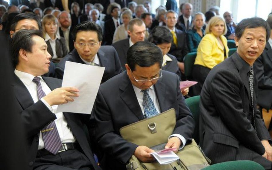 Cudzoziemcy: Jak Chińczycy zdobywają wizy w Polsce