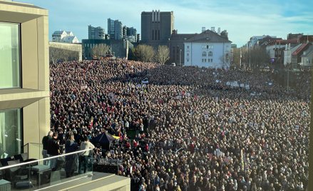 Tysiące kobiet wyszło na ulice. Dołączyła do nich premier kraju