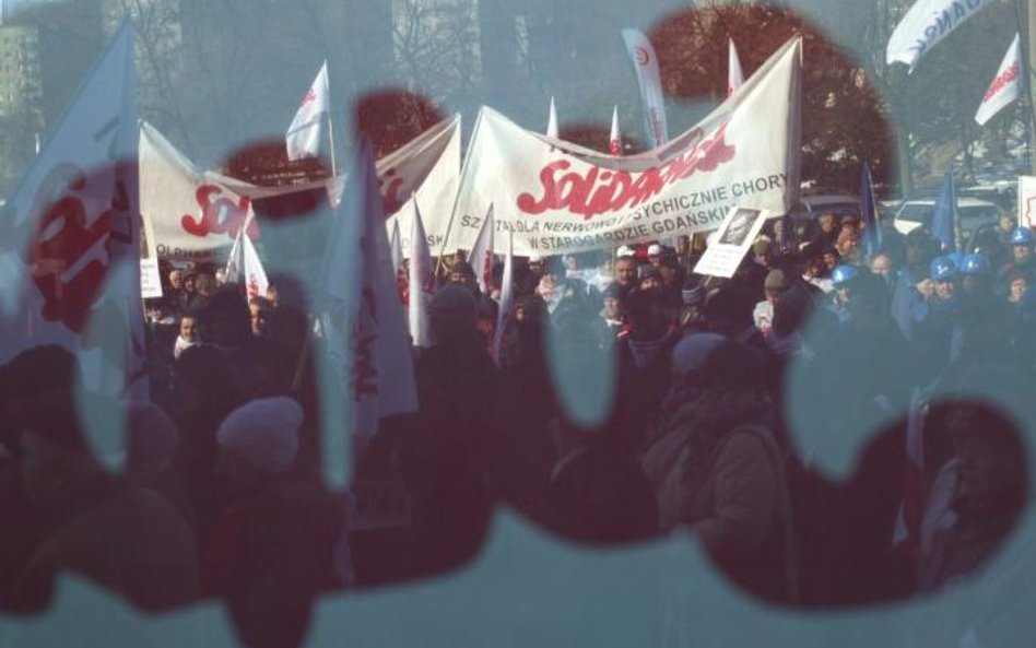 Największy protest związkowców w Warszawie odbędzie się w sobotę. Ma w nim wziąć udział nawet 100 ty