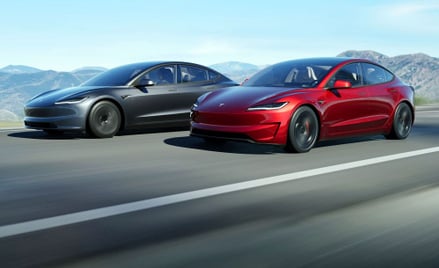 Tesla Model 3 LR RWD z zasięgiem do 702 km