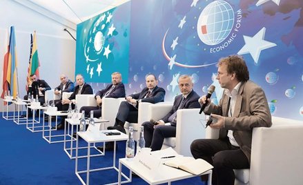 Uczestnicy debaty zgodzili się, że dziś cyberataki mogą być groźne dla wielkich instytucji finansowy