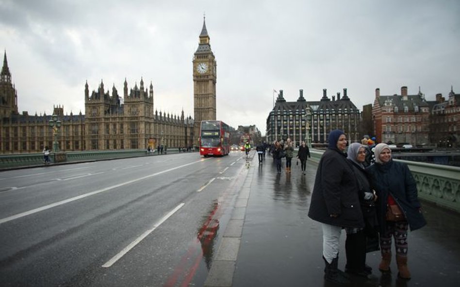 Polacy emigrują. Chcą zdążyć przed Brexitem