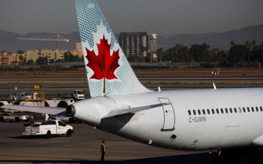 Komisja Europejska blokuje fuzję lotniczą w Kanadzie