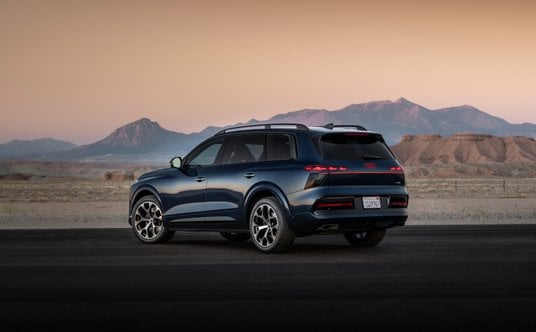 Audi Q9