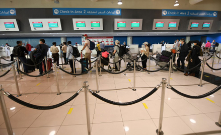 Emirates: zanim wejdziesz na pokład zrobią ci test na Covid-19