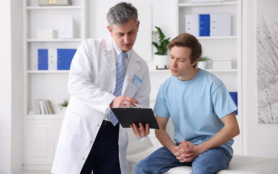 Rak pęcherza to jeden z tych nowotworów, które można wykryć szybko, ale pod warunkiem, że objawy nie