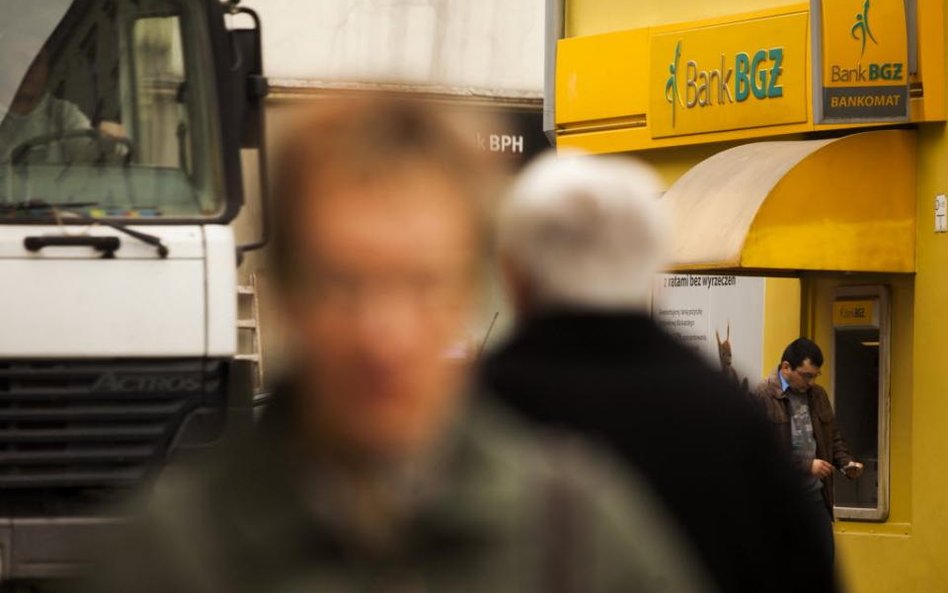 Przed fuzją czas na zwolnienia grupowe w BGŻ