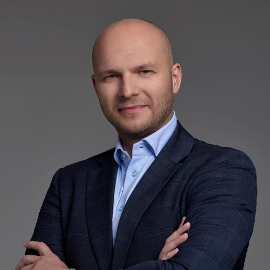 3 miejsce – 49 pkt Praktycznie co roku ranking maklerów instytucjonalnych przynosi jakieś niespodzia