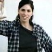 Sarah Silverman zdejmuje stanik