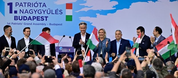 Przywódcy całej prorosyjskiej skrajnej prawicy Europy zjechali do węgierskiej stolicy, aby ratować p