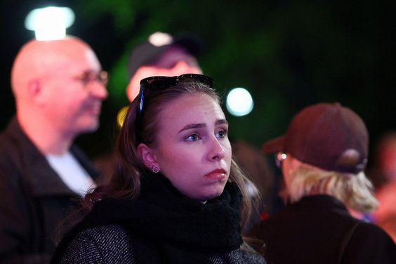 Zebrani na wieczorze wyborczym Fideszu w Budapeszcie nie mieli w niedzielę powodów do radości