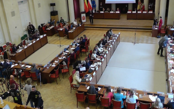 Rada Warszawy przyjęła uchwały dotyczące nocnej prohibicji w Śródmieściu i na Pradze-Północ.