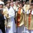 Wielu duchownych nie kryje sympatii dla partii Jarosława Kaczyńskiego, ponieważ jej rządy widzą jako