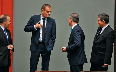 Premier Donald Tusk zaraz po przegranym głosowaniu w Sejmie nad zawieszeniem finansowania partii z b