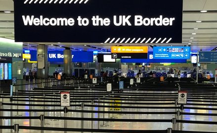 Do Wielkiej Brytanii wstęp tylko z negatywnym testem na Covid-19