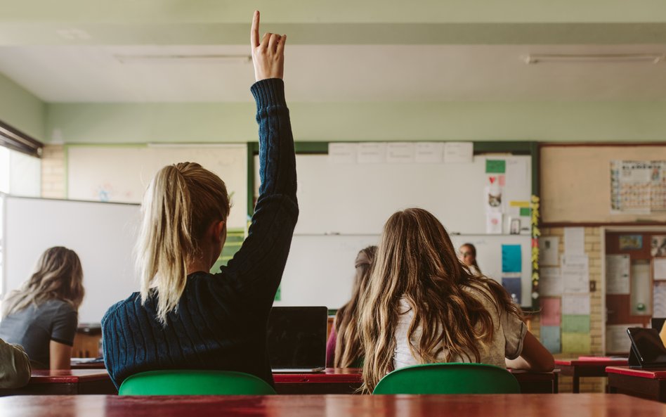 Mniej lekcji religii w szkołach. Rząd podał termin