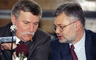 Prezydent Lech Wałęsa i Andrzej Drzycimski podczas obrad Krajowego Porozumienia Komisji Zakładowych 