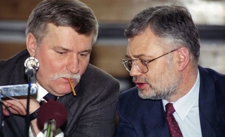 Prezydent Lech Wałęsa i Andrzej Drzycimski podczas obrad Krajowego Porozumienia Komisji Zakładowych 