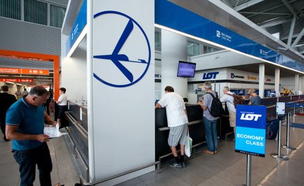Strajk w LOT: w sobotę protest pod kancelarią premiera