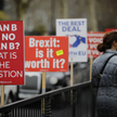 Blair: Twardy czy miękki brexit? Spytajmy w referendum