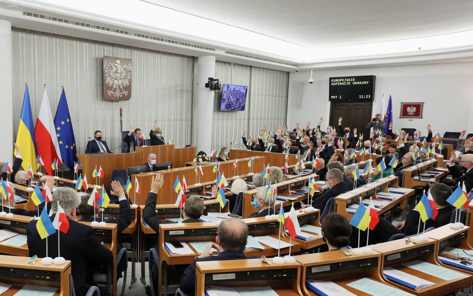 Senat przeciw noweli holdingowej KSH