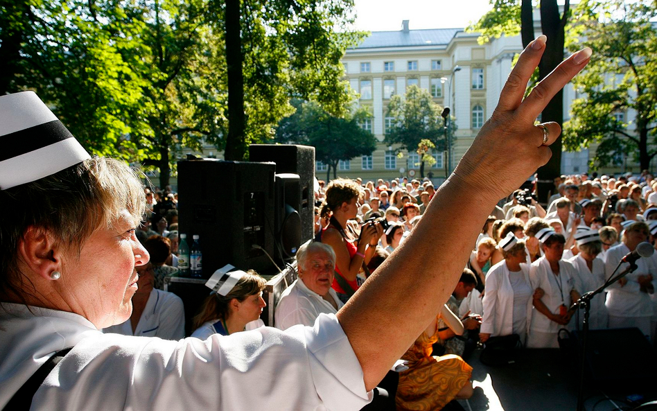 14 lat po słynnym Białym Miasteczku pielęgniarek (na zdjęciu) swoje miasteczko zapowiadają współorga