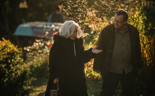 Ewa Wiśniewska i Olaf Lubaszenko w Teatrze TV "Dzień listopadowy" w reż. Jana Kidawy - Błońskiego, m