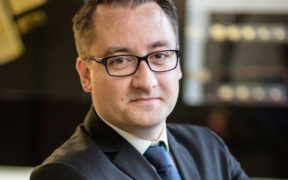 Robert Śniegocki ekspert, Grupa Goldenmark