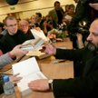 Tadeusz Isakowicz-Zaleski ostro atakowany po napisaniu książki "Księża wobec bezpieki" myślał nawet 