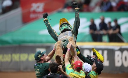 Brady Kurtz po 19. biegu, w którym Australia zapewniła sobie złoto