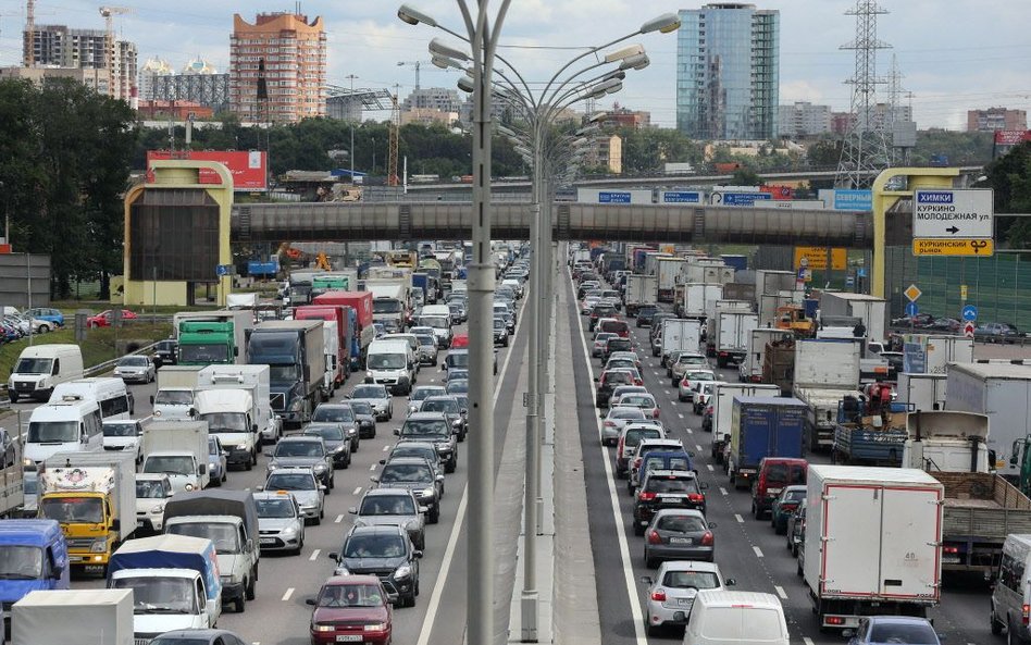 Nie rozmawiaj na ważne tematy w aucie. Możesz być na podsłuchu