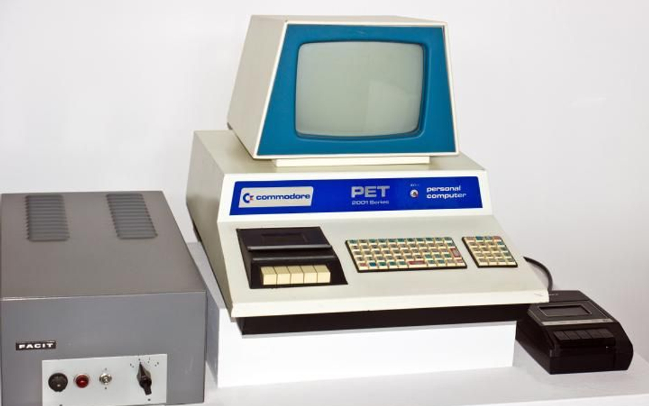 Commodore to jeden z wielu elementów świata domowych komputerów w latach 80. Retrogaming polega na o