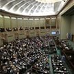 Posłowie na sali plenarnej Sejmu, 17  lipca