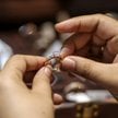 W Stanach Zjednoczonych ponad 60 proc. pierścionków zaręczynowych z diamentami zawiera kamienie labo