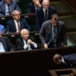 Kierownictwo PiS ostrzega posłów partii: Trzy ustawy albo jesienne wybory