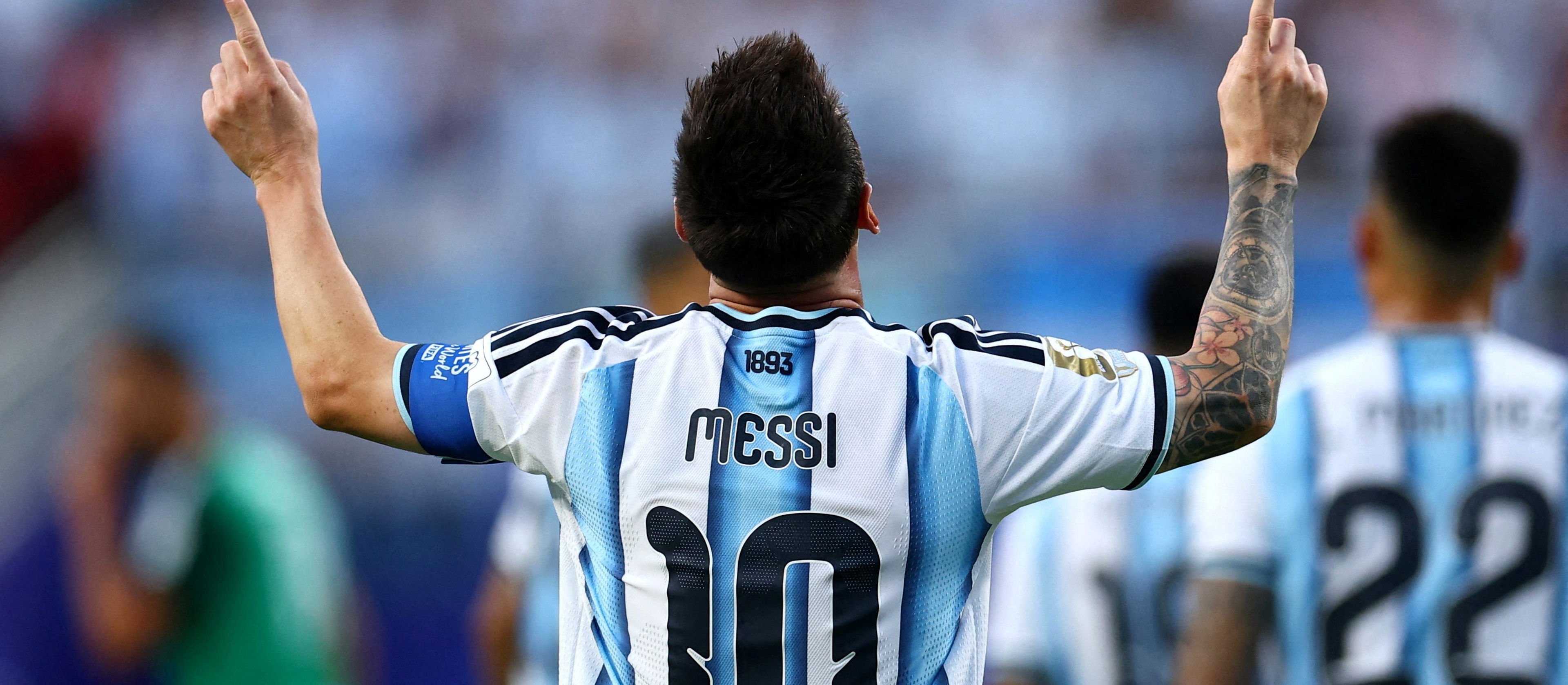 Lionel Messi zapisuje się w historii mundiali. Drony przez cały czas atakują Moskwę