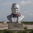 Popiersie Elona Muska przy drodze prowadzącej do Starbase w pobliżu Brownsville w Texasie nie jest o