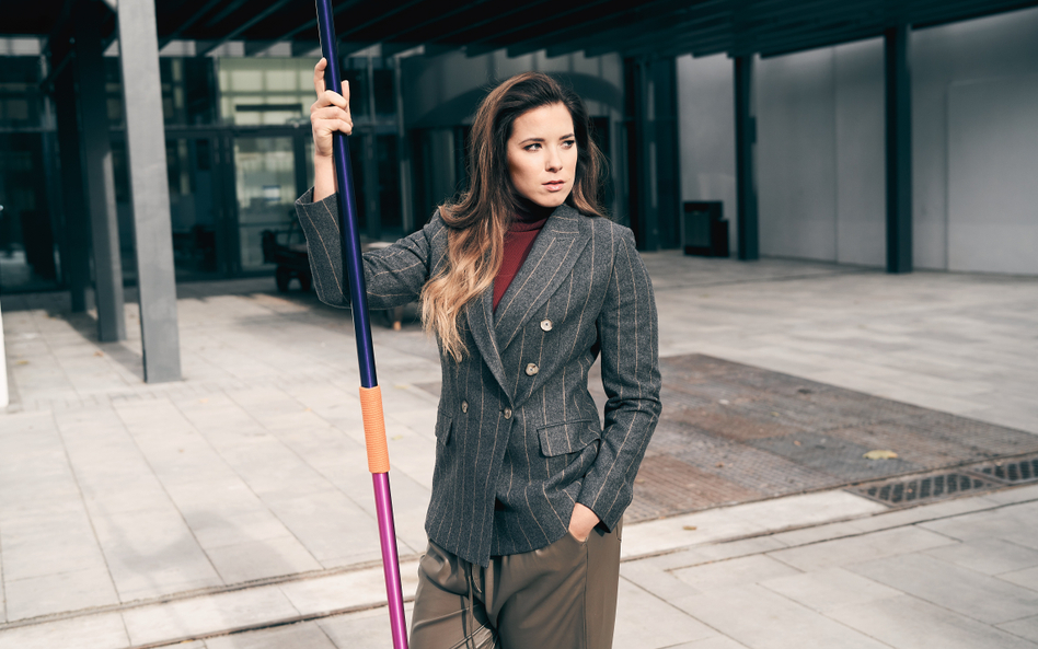 Maria Andrejczyk podczas sesji zdjęciowej dla magazynu „Sukces”.