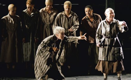 „Pasażerka” Mieczysława Wajnberga w reżyserii Davida Pountneya, festiwal w Bregencji 2010
