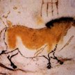 Malowidła z tej francuskiej groty Chauvet są starsze o 15 tys. lat od dzieł z najsłynniejszej prehis