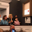 Zwyciężczyni aukcji kupi zniszczony obraz Banksy'ego