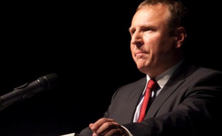 Kurski knebluje media