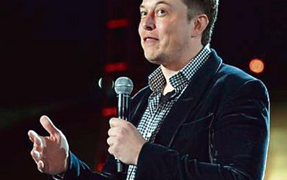 Ekscentryczny miliarder Elon Musk przedstawił niedawno nowy model sportowego elektrycznego auta Tesl