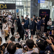 Powitanie chińskich turystów na lotnisku Suvarnabhumi w Bangkoku