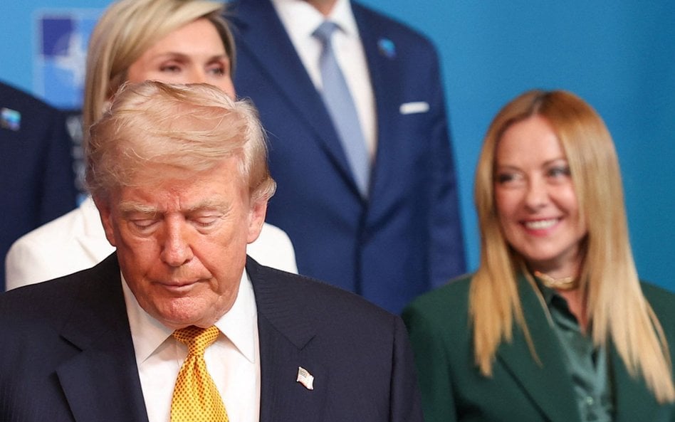 Donald Trump i Giorgia Meloni na szczycie NATO w Ankarze