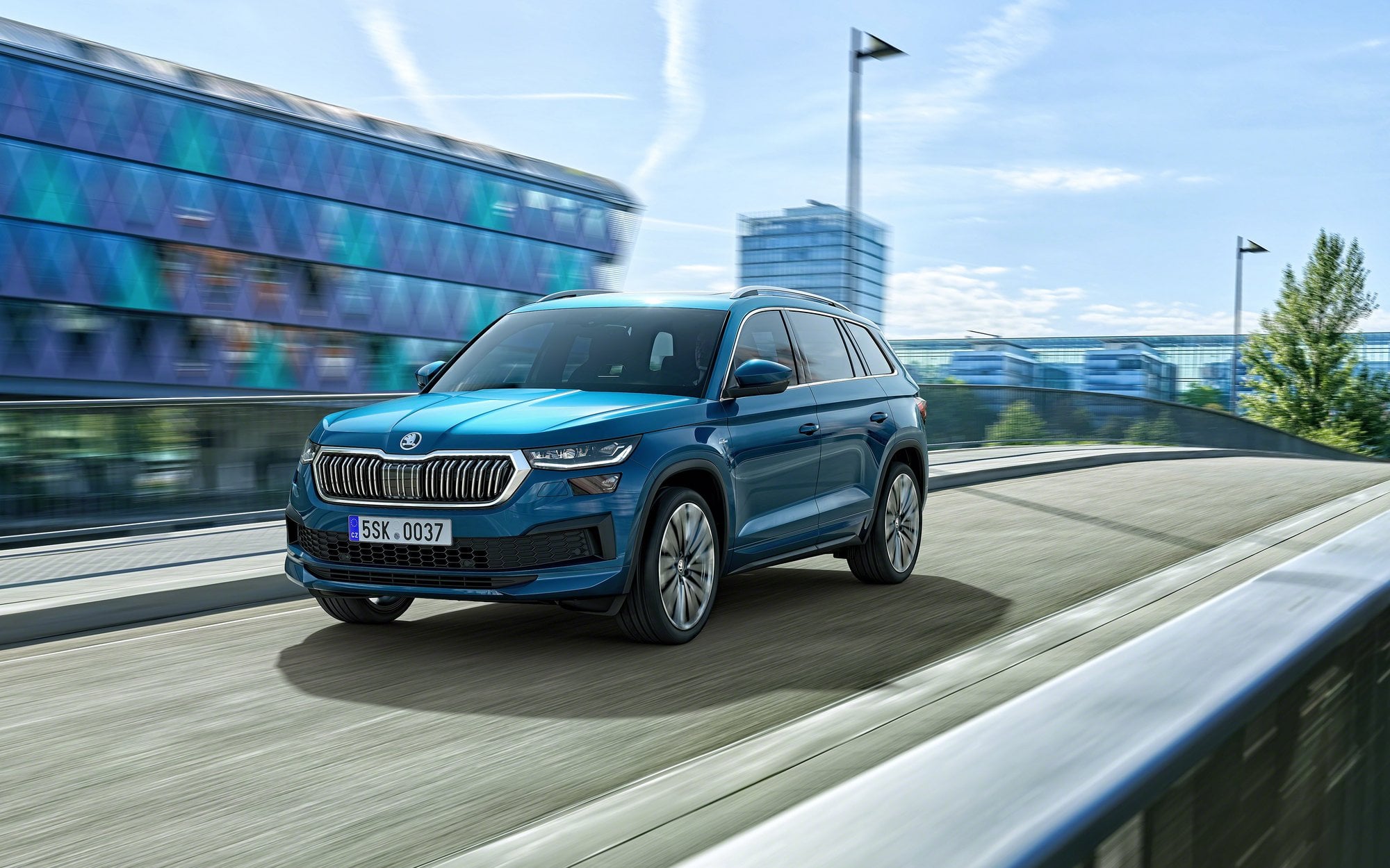 Ulga dla głowy i portfela. Jak wynajem długoterminowy zmienia sposób myślenia o posiadaniu samochodu?