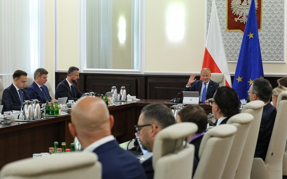 Posiedzenie rządu w KPRM w Warszawie poświęcone projektowi budżetu na 2027 rok