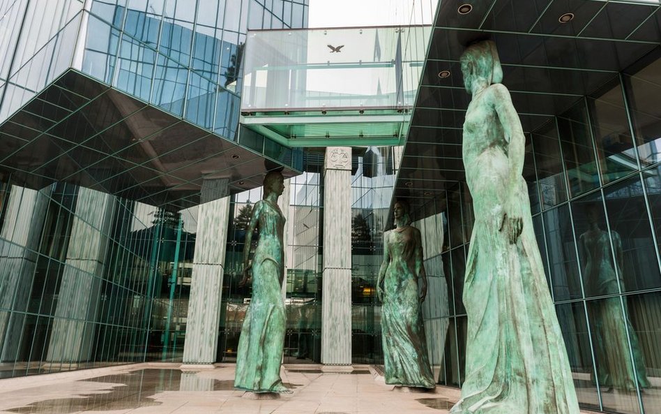 Władza w sądzie w ręce prezydenta - projekt PiS w sprawie SN komentuje Wojciech Tumidalski