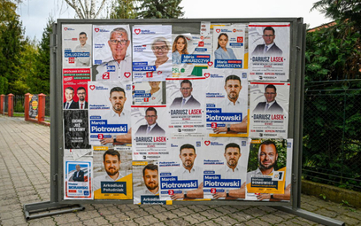 Plakaty wyborcze w Przemyślu