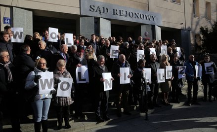 Sędziowie z Olsztyna byli inicjatorami apelu o wykonanie orzeczeń TSUE. Tu podczas demonstracji popa